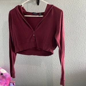 Very cute very cropped maroon hooded sweater